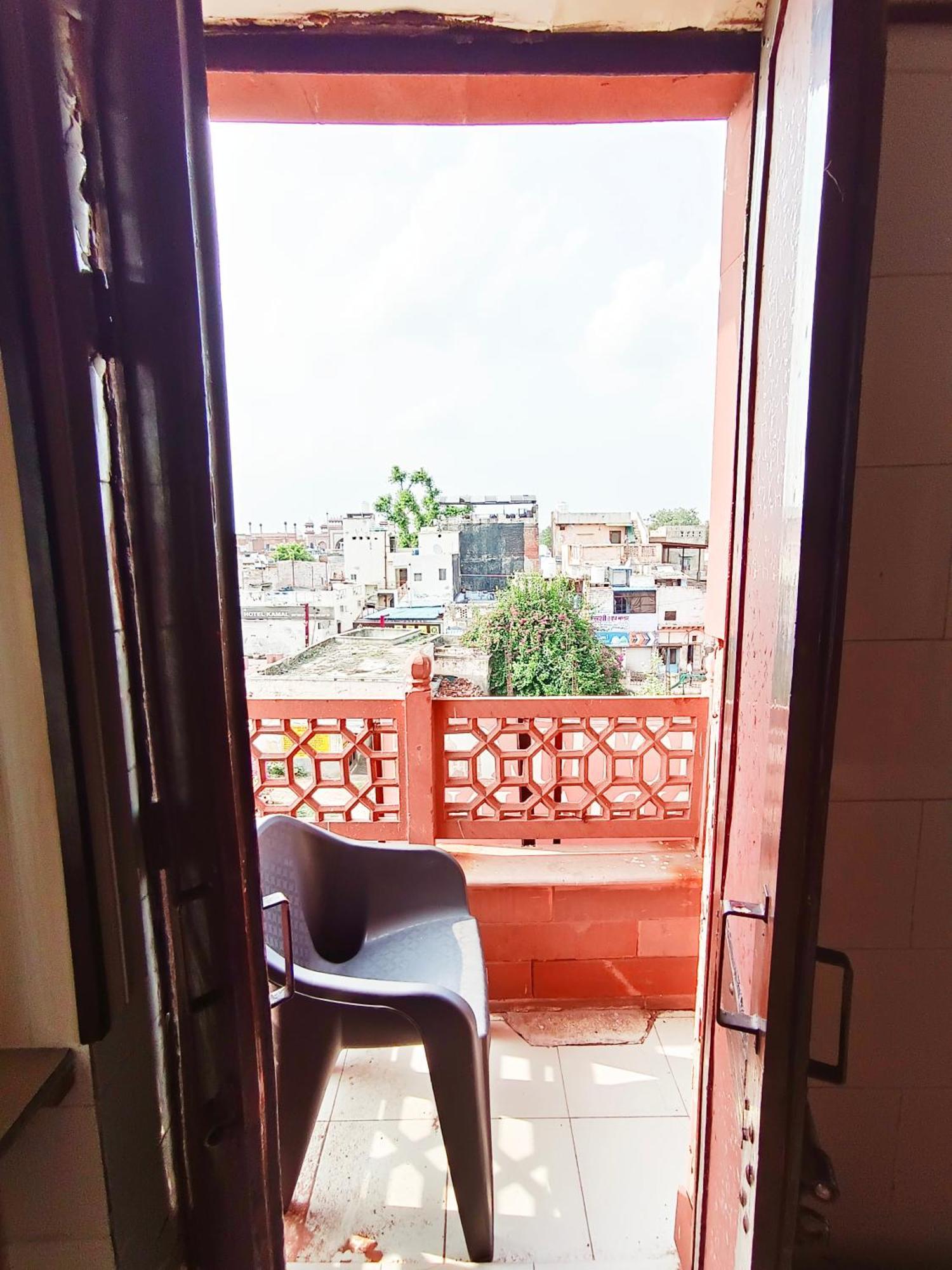 Hotel India Inn Walking Distance From Taj Mahal-- Rooftop Taj Mahal View Agra  Værelse billede